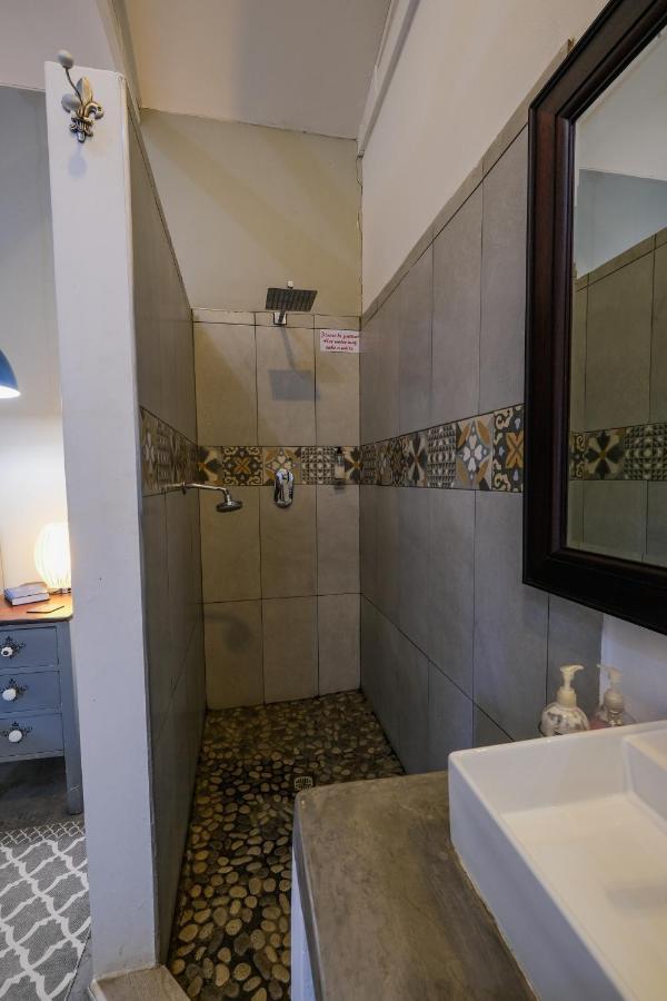 Rose Acres Guest House Parys Zewnętrze zdjęcie